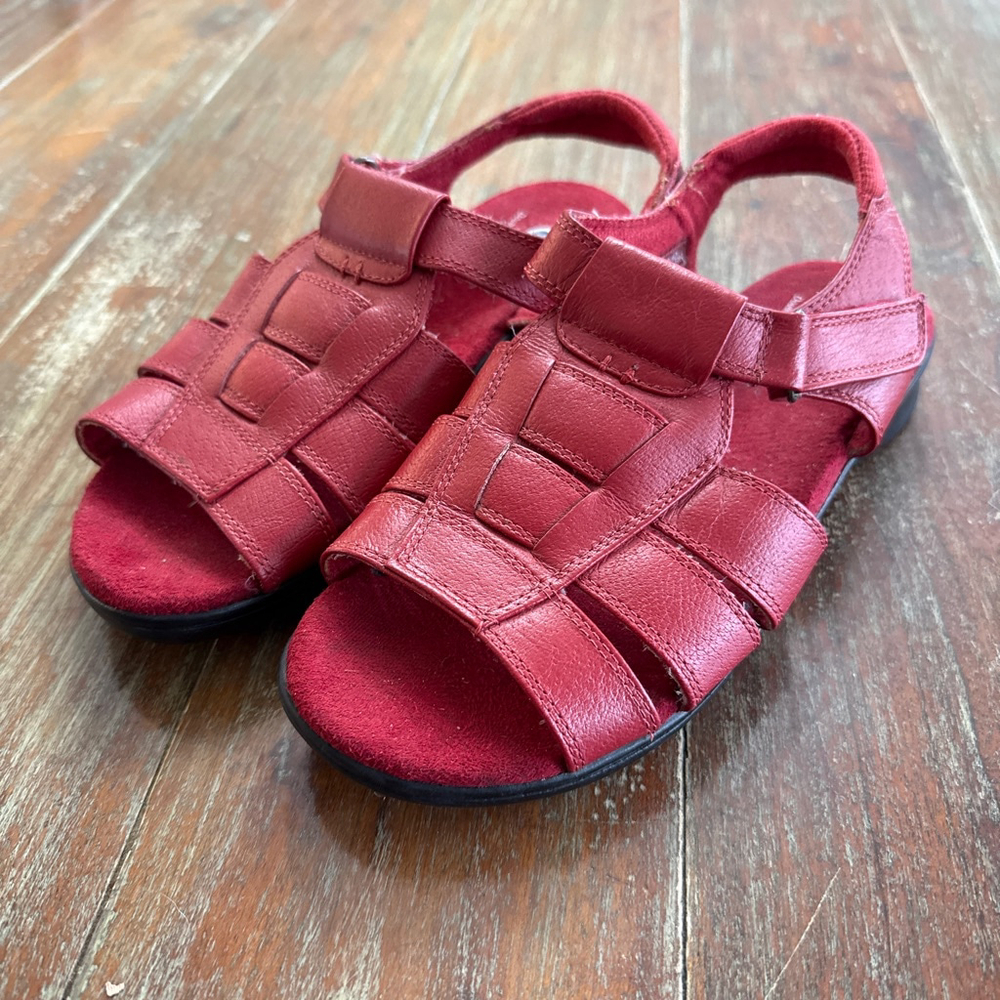 Dr. Scholl’s Advanced Comfort Cherry Red Leather Fisherman Sandals - Women’s 7W